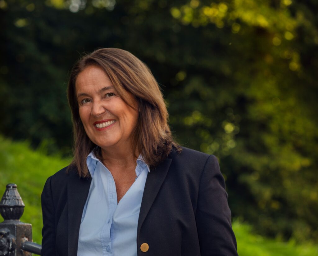 Profilephoto of Lilly Andersson, ESSIQ's new chairman of the board.